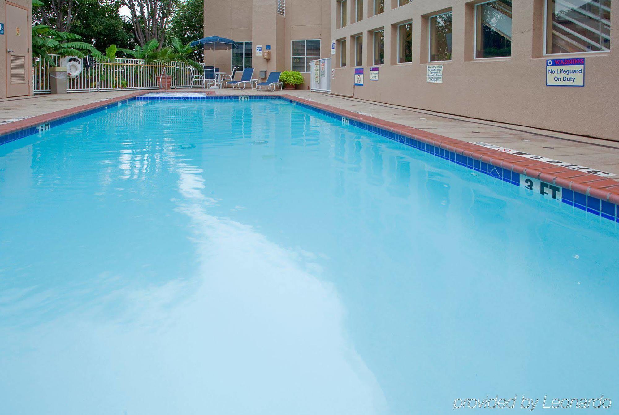 Four Points By Sheraton Dallas Arlington Entertainment District Einrichtungen foto